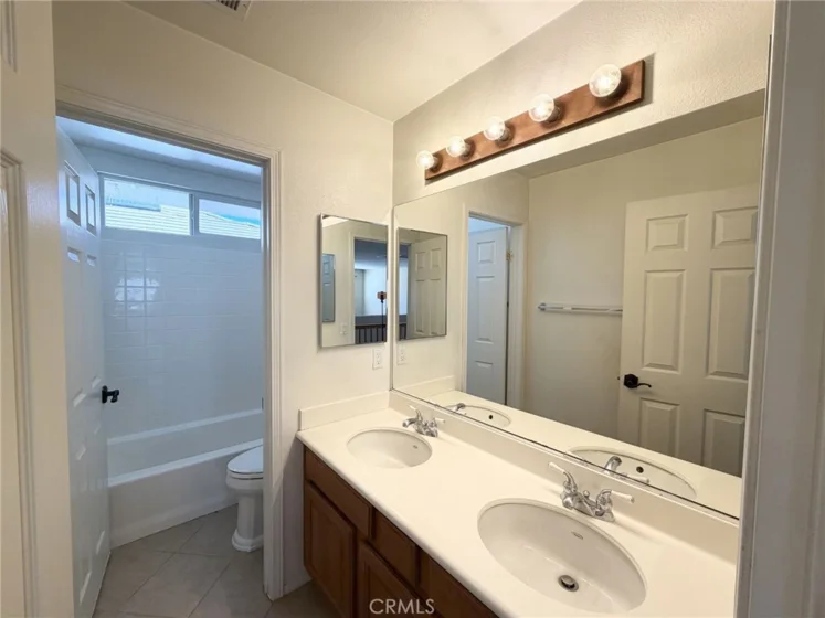 29360 Ariel Street photo 27