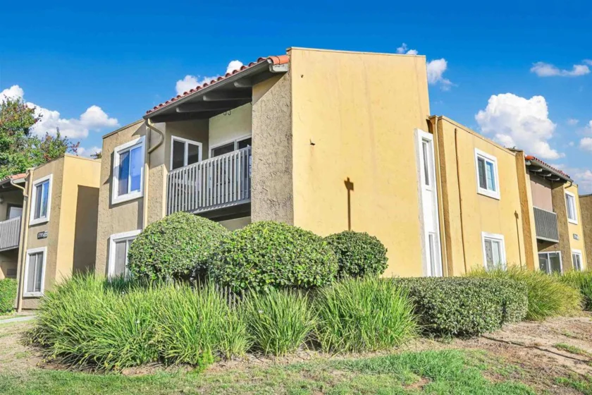 17195 W Bernardo Drive #101 photo 4