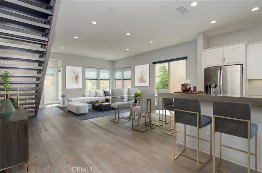 3065 Paragon photo 1