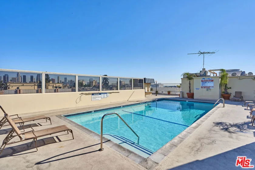 421 S La Fayette Park Place #711 photo 17