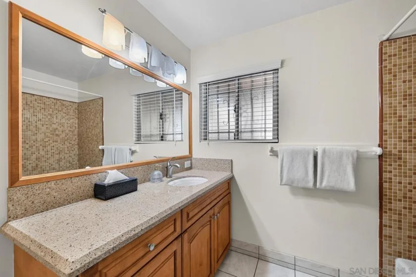 2610 Torrey Pines Road #C22 photo 7