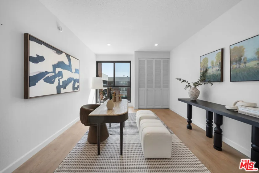 4477 Wilshire Boulevard #308 photo 18