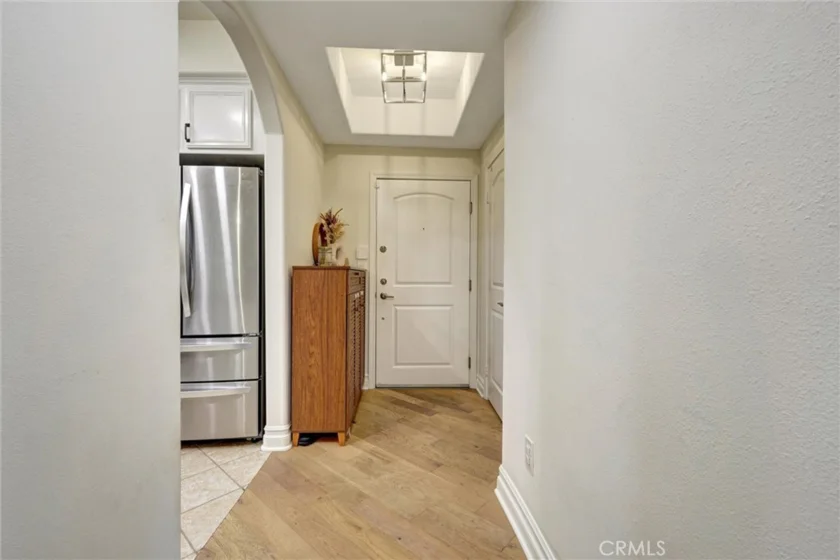 13935 Burbank Boulevard #105 photo 9