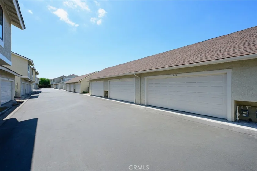 1700 W Cerritos #206 photo 33
