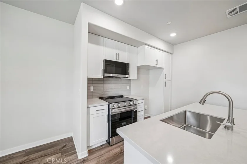 3161 Teralina Circle photo 14