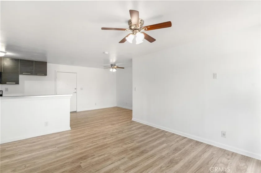 7254 Vassar Avenue #308 photo 27