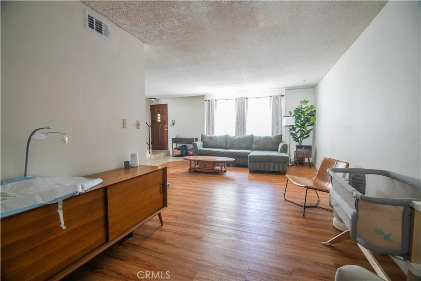 639 E Olive #5 photo 11