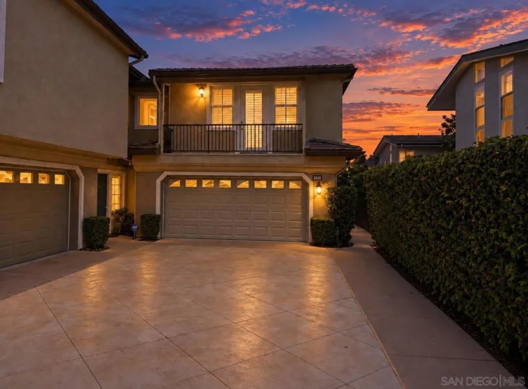 2538 Navarra Drive #D photo 2