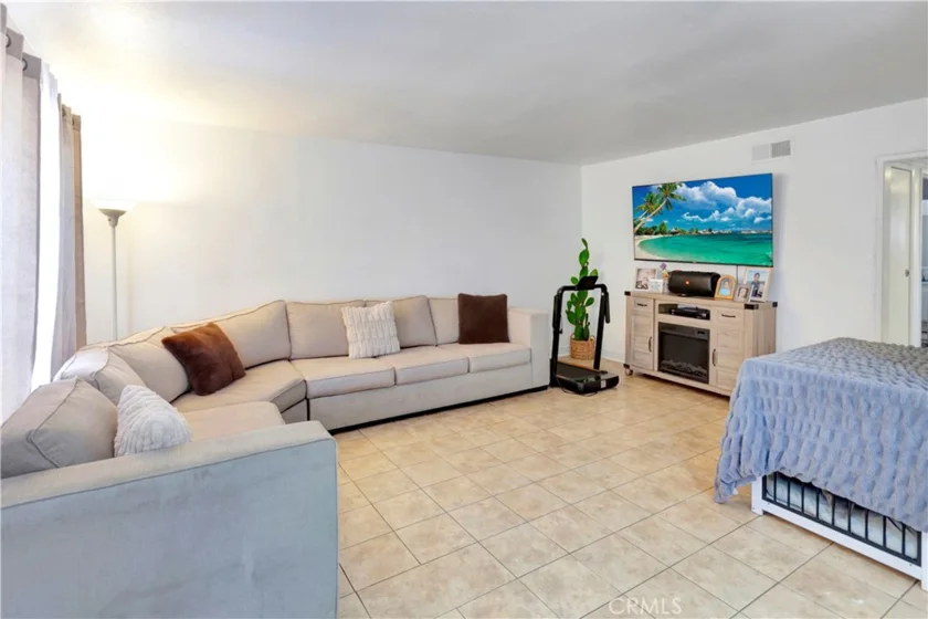 31508 Los Rios photo 2