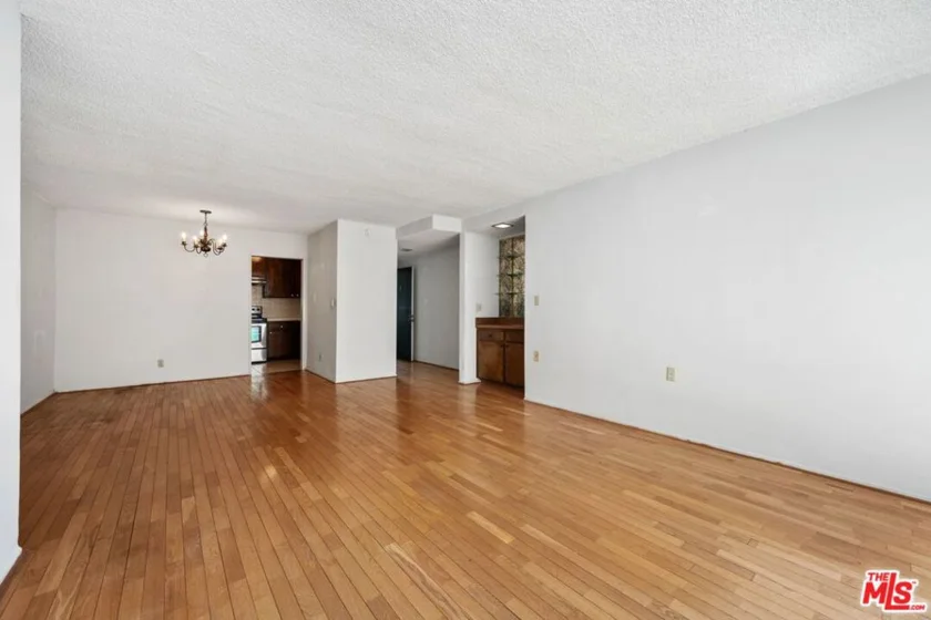 1831 Barry Avenue #3 photo 21