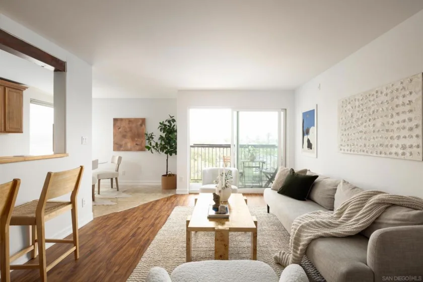 4111 Illinois Street #304 photo 1