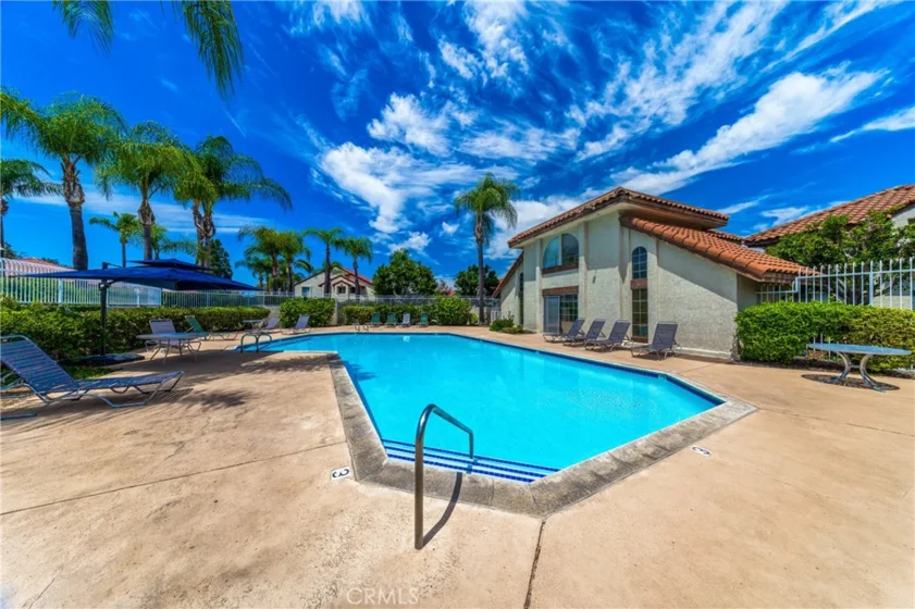 23345 La Crescenta photo 19