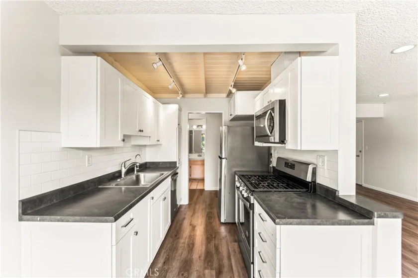985 S Idaho Street #40 photo 7