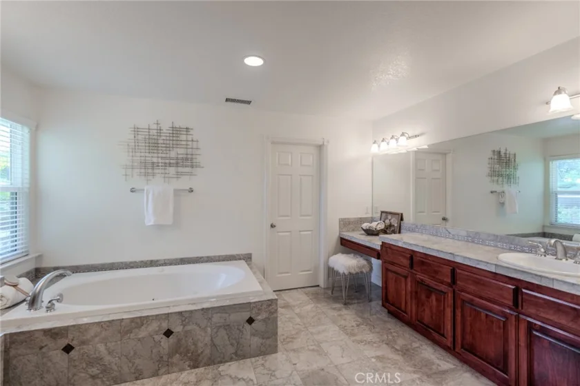 30810 Avenida Del Reposo photo 29