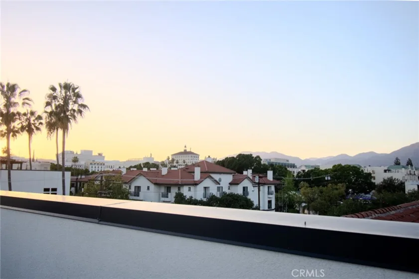 150 S Oak Knoll #103 photo 18