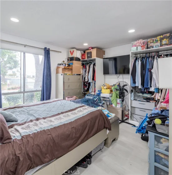 2803 S Fairview #C photo 19