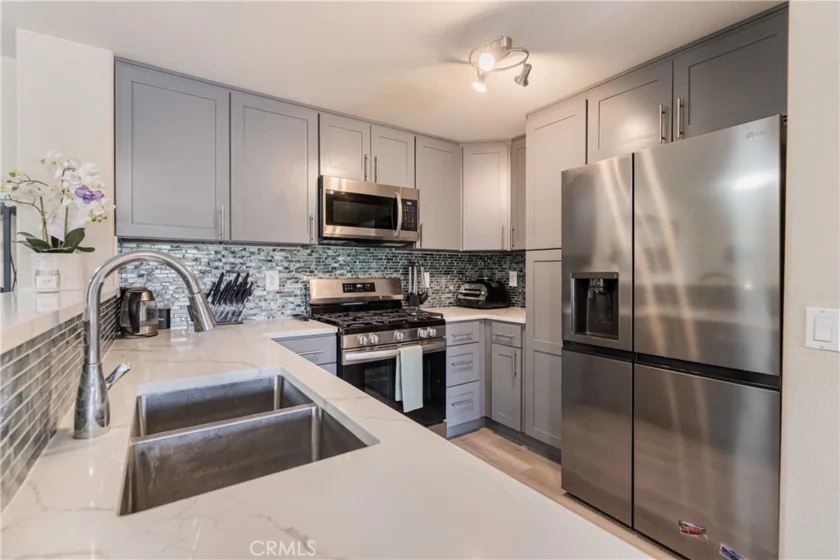 31376 Taylor Lane photo 1