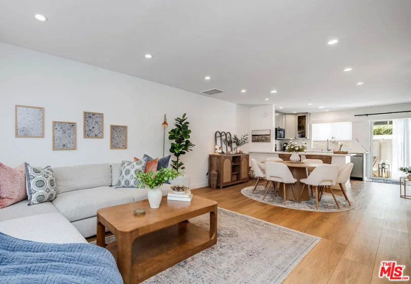 4558 Willis Avenue #121 photo 1