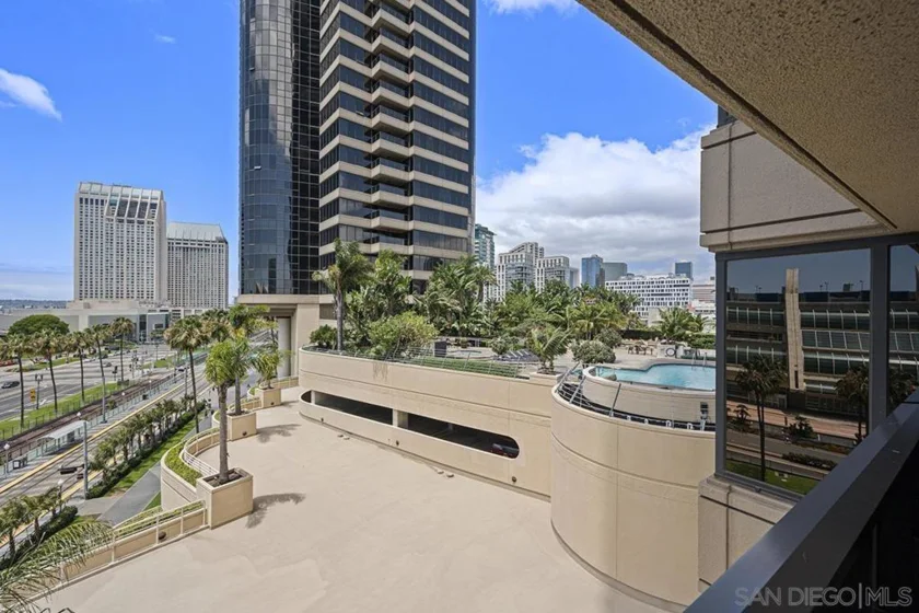 200 Harbor Drive #703 photo 8