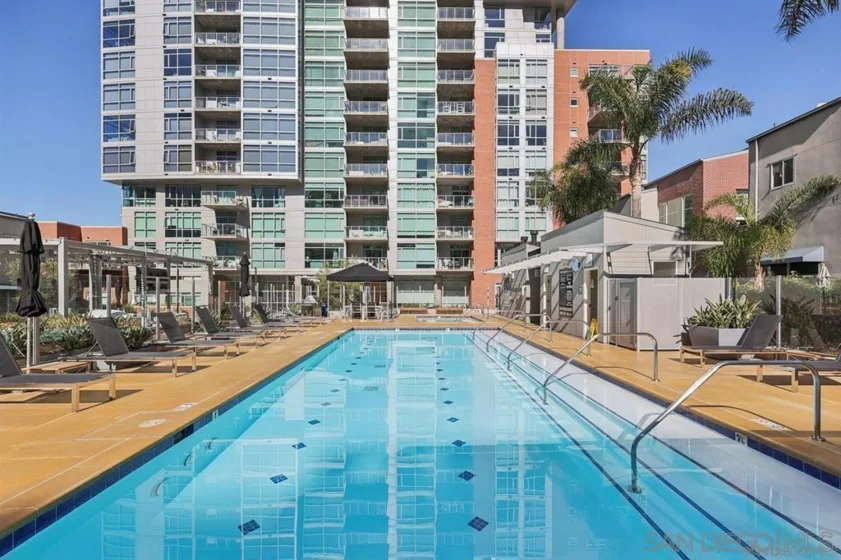 800 The Mark Lane #2104 photo 34
