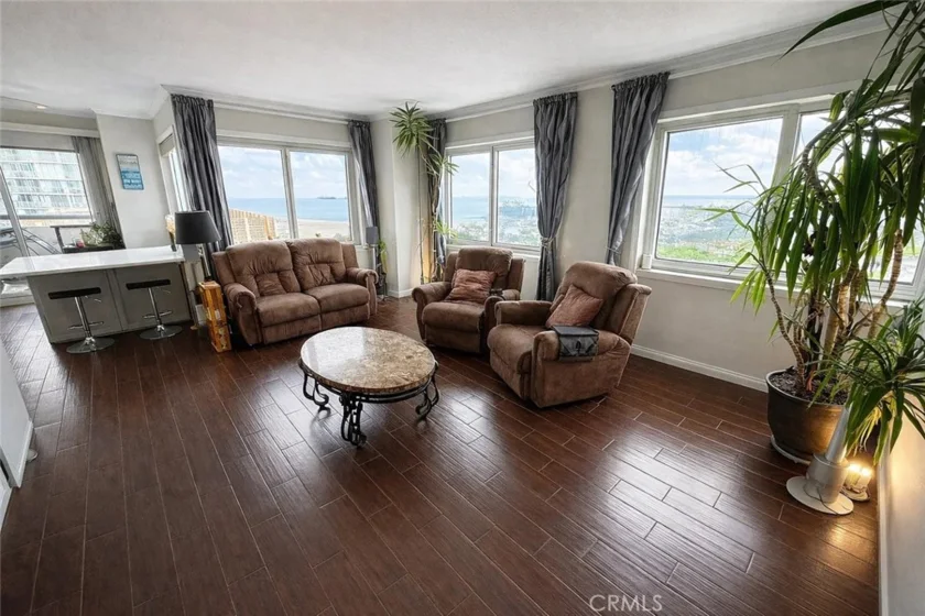 525 E Seaside Way #1509 photo 3
