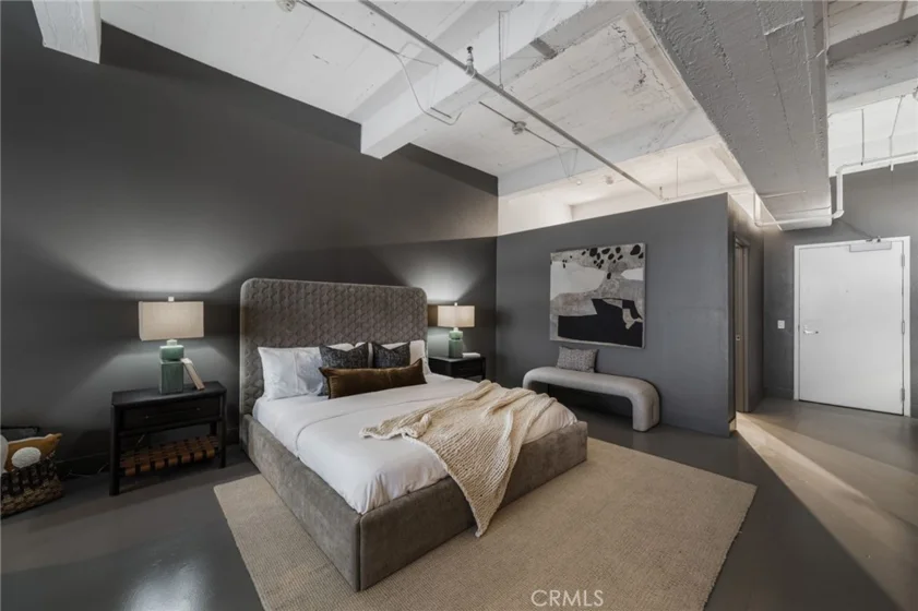 835 Locust Avenue #211 photo 33