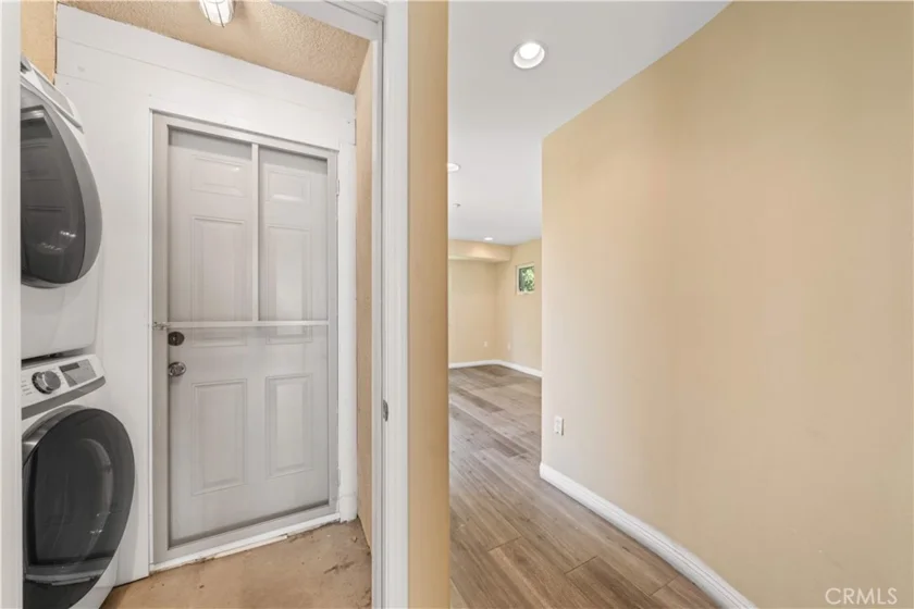 1008 S Marengo Avenue #D photo 34