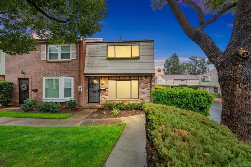 11911 Royal Road #G photo 1