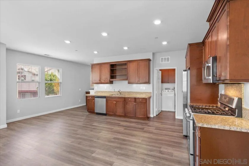 1541 Winter Lane #1 photo 7