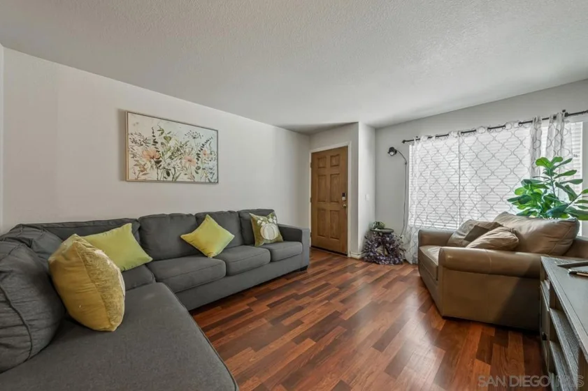 1845 Bayview Heights #99 photo 1