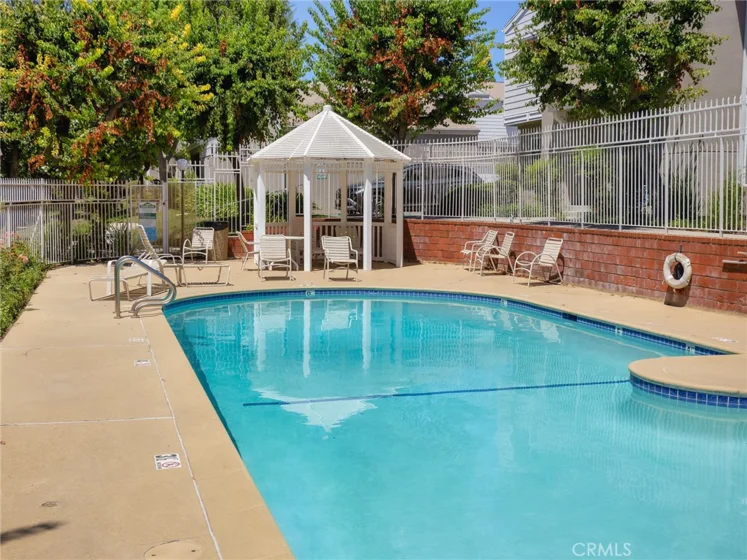 17734 Devonshire Street #7 photo 41