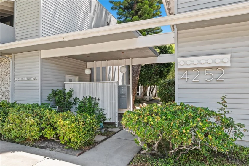 4252 Fair Avenue #22 photo 1