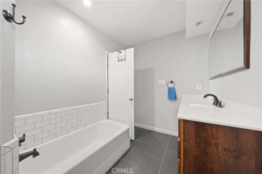 3819 East Livingston Drive #9 photo 14