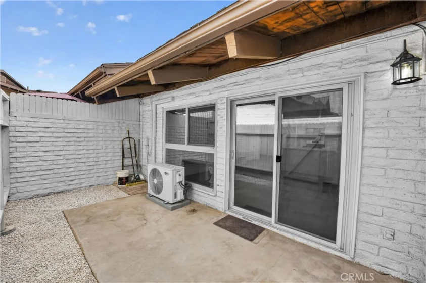 5068 Lakeview photo 3