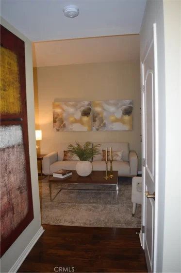 301 Mission Avenue #409 photo 3