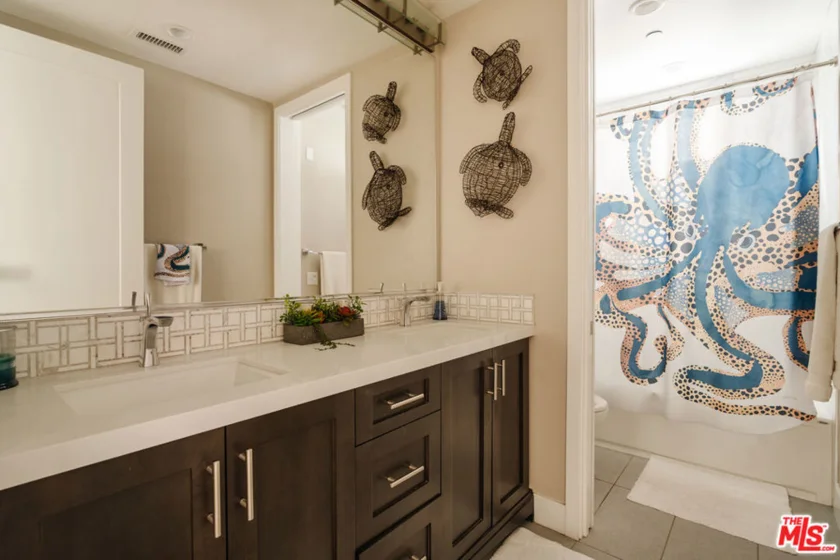 12765 Bluff Creek Drive #1 photo 22