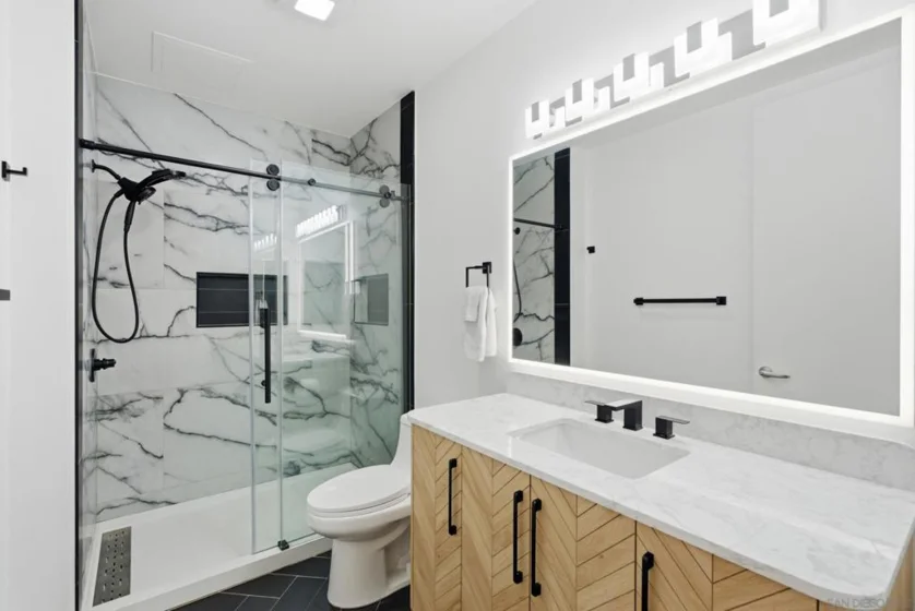 1025 Island Avenue #315 photo 30