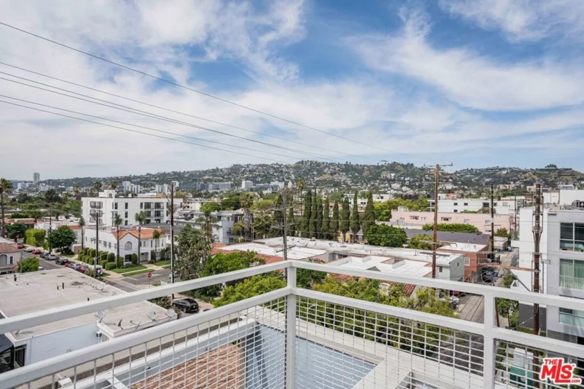 751 N Fairfax Avenue #4 photo 16