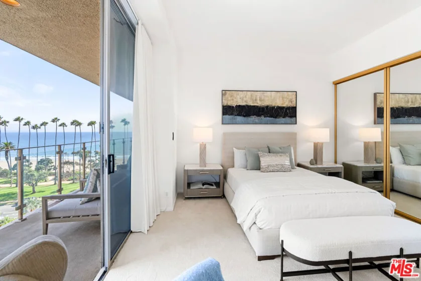 515 Ocean Avenue #NPH B photo 20