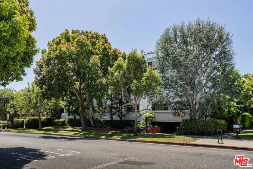 930 California Avenue #201 photo 22