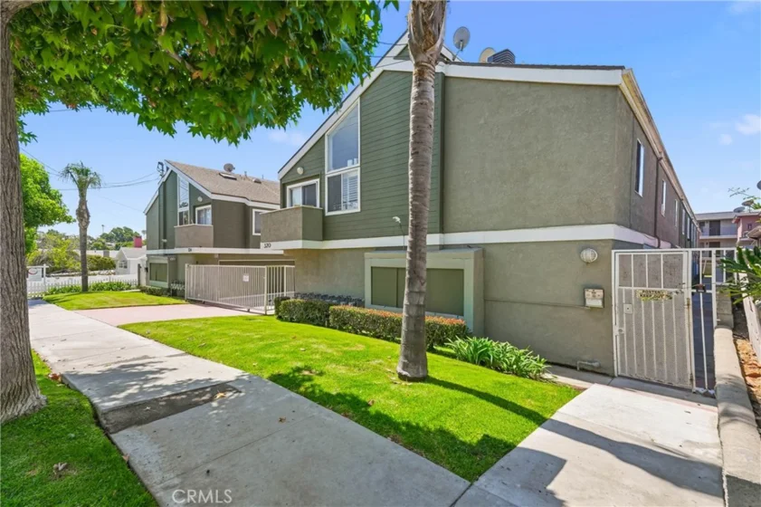 324 E Plymouth Street #21 photo 3