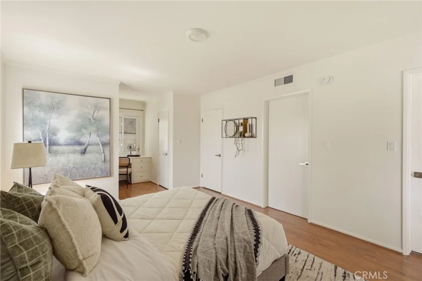 1231 N Columbus #2d photo 23