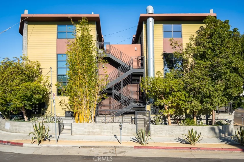 1418 Innes Place photo 1