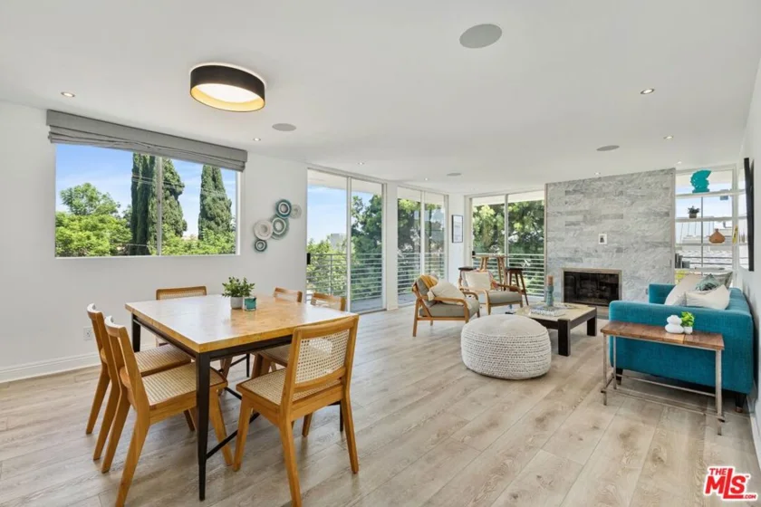 1129 Larrabee Street #8 photo 2
