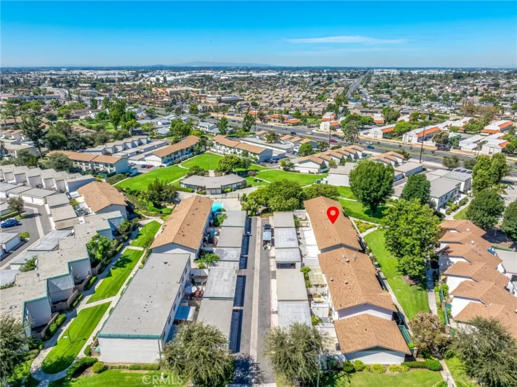 8174 Glengarry Green photo 29