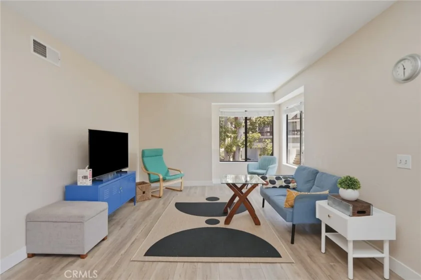 25717 Sycamore Pointe photo 5