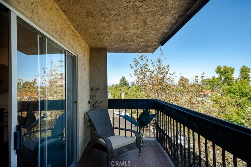 1061 Park Avenue #306 photo 12
