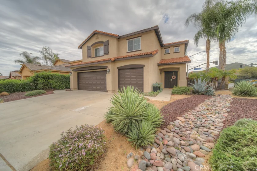 23805 Pepperleaf Street photo