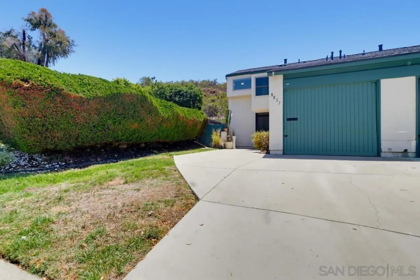 8837 Terrarama photo 32