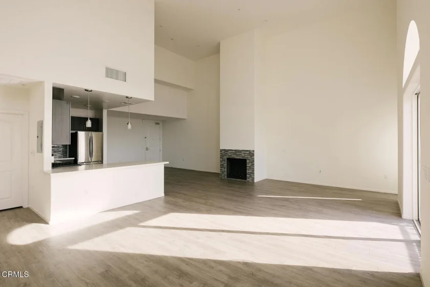 124 W Colorado Street #501 photo 21